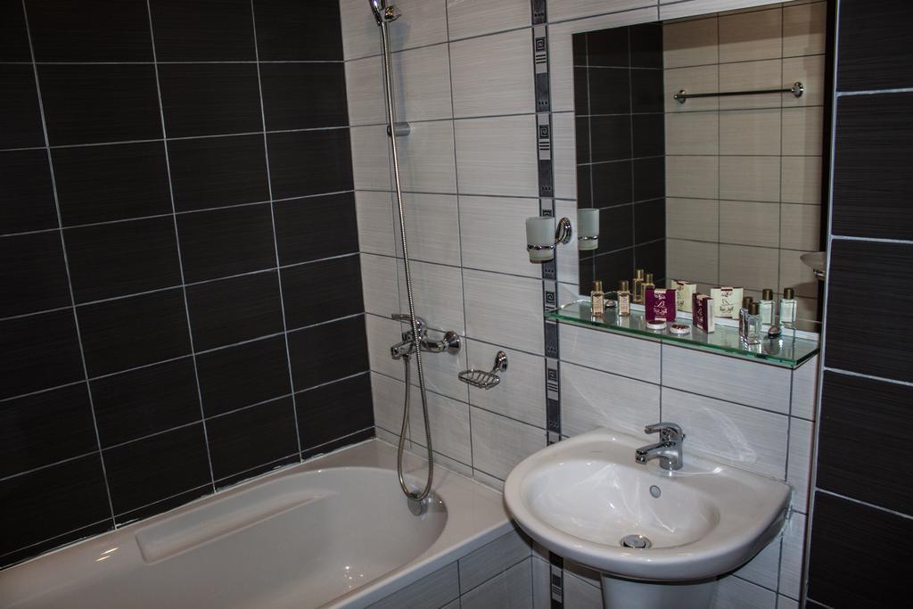Aparthotel Borovets Gardens Room photo