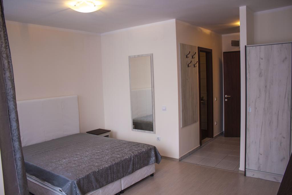 Aparthotel Borovets Gardens Exterior photo